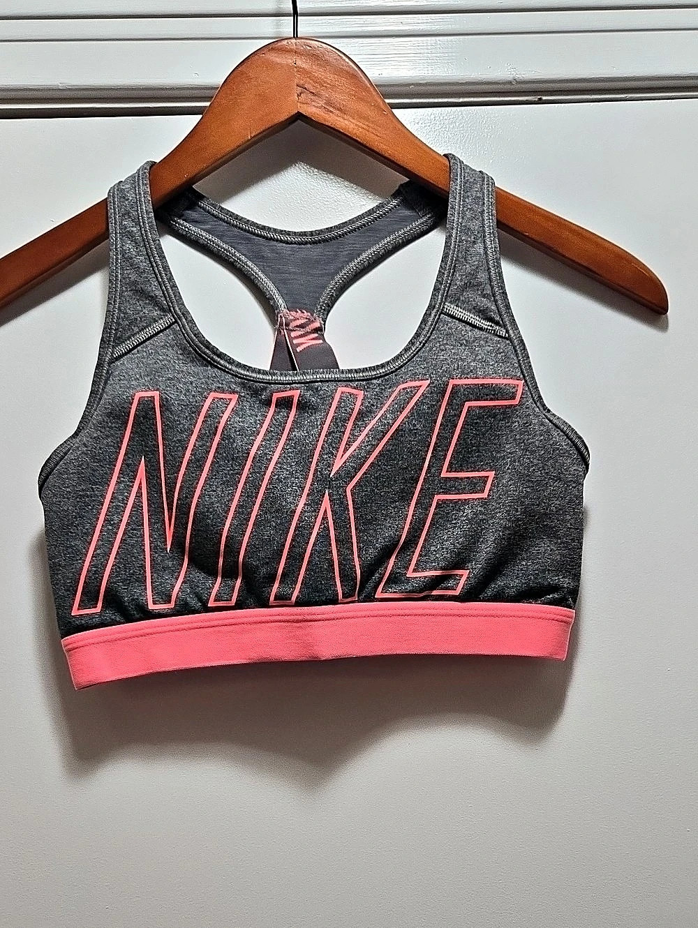 Nike Swoosh Sports Bra in Gray & Pink Like New